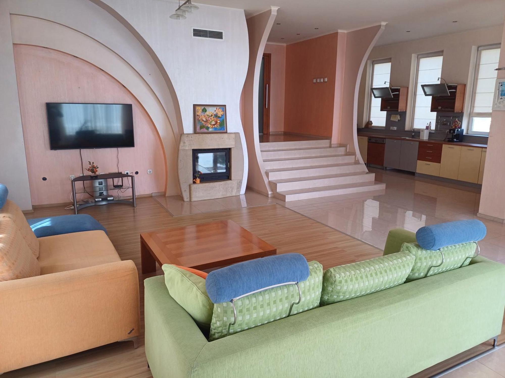 Guest Rooms Deva Burgas Екстер'єр фото